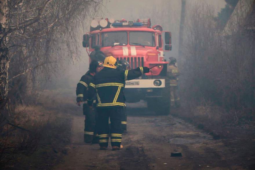 В Курганской области пожарные локализовали пожар в СНТ