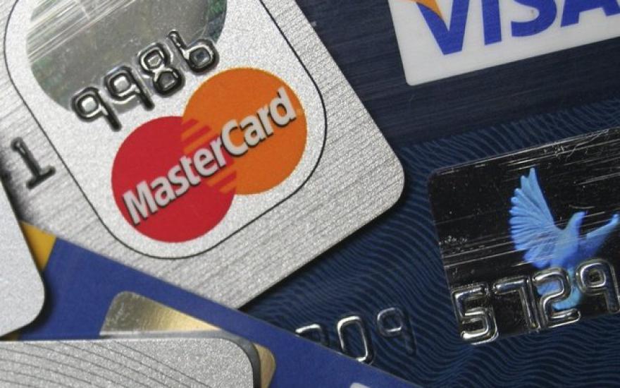 Работу Visa и MasterCard в России отрегулировали на высшем уровне