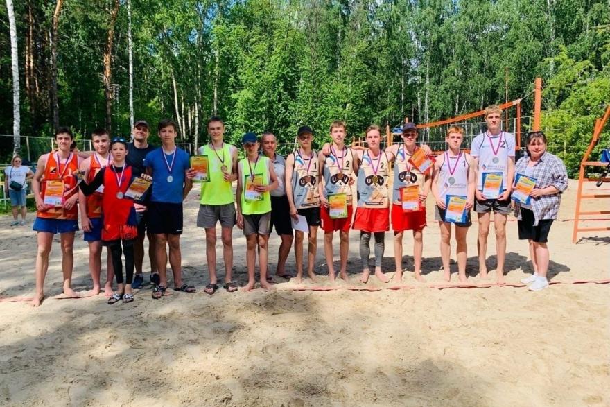 Волейболисты Курганской области привезли медали из Екатеринбурга