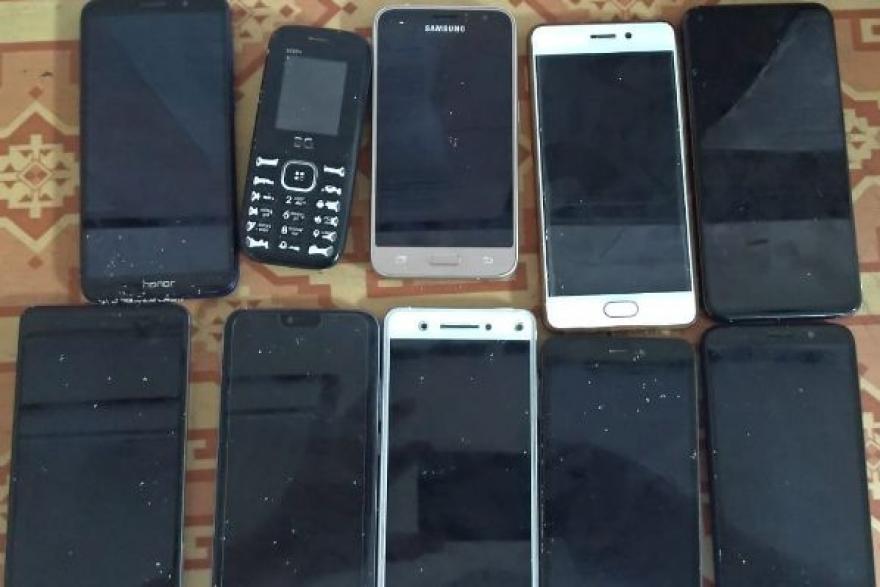 Заключённых в Курганской области пытались снабдить телефонами и дрожжами