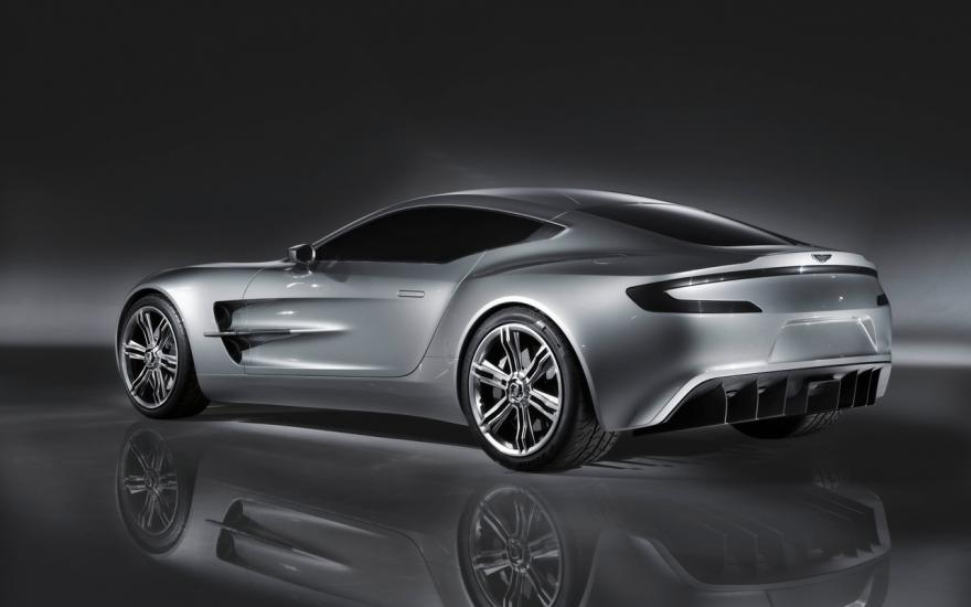 Aston Martin собирается выпустить седан и внедорожник