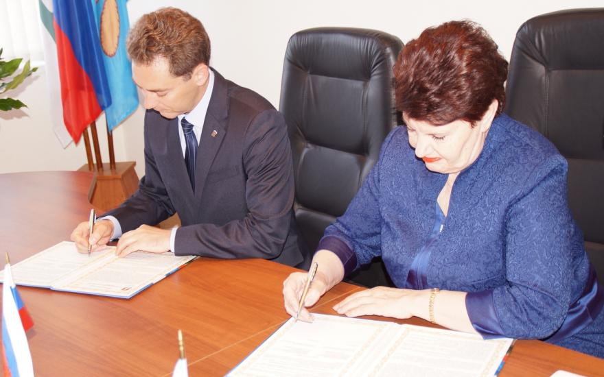 Шадринск и Феодосия подписали соглашение о сотрудничестве