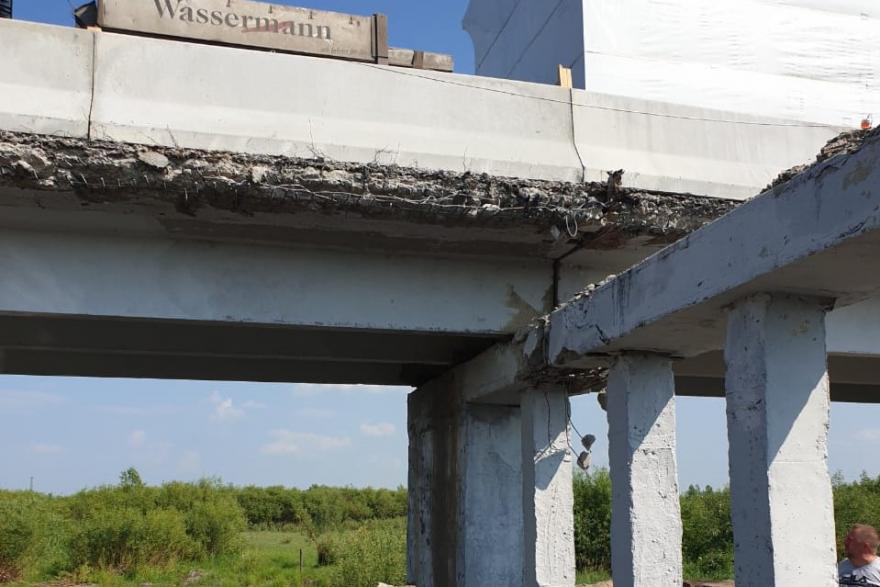 Из-за разрушенного моста закрыли трассу «Курган - Тюмень»