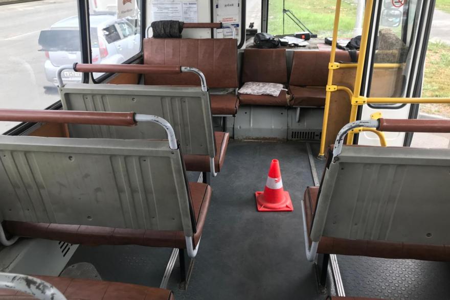 В Курганском автобусе пострадал пенсионер