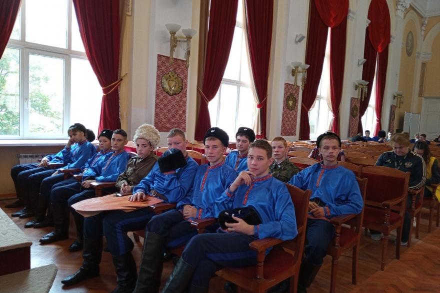 Юные зауральцы участвуют во всероссийских казачьих соревнованиях