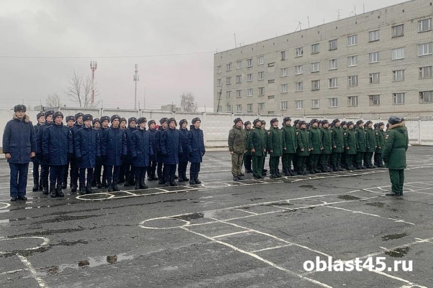 Зауральцы на год пополнили ряды российской армии