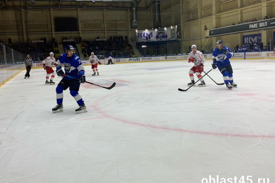 Хоккеисты «Зауралья» проиграли дома команде «Горняк-УГМК» по буллитам