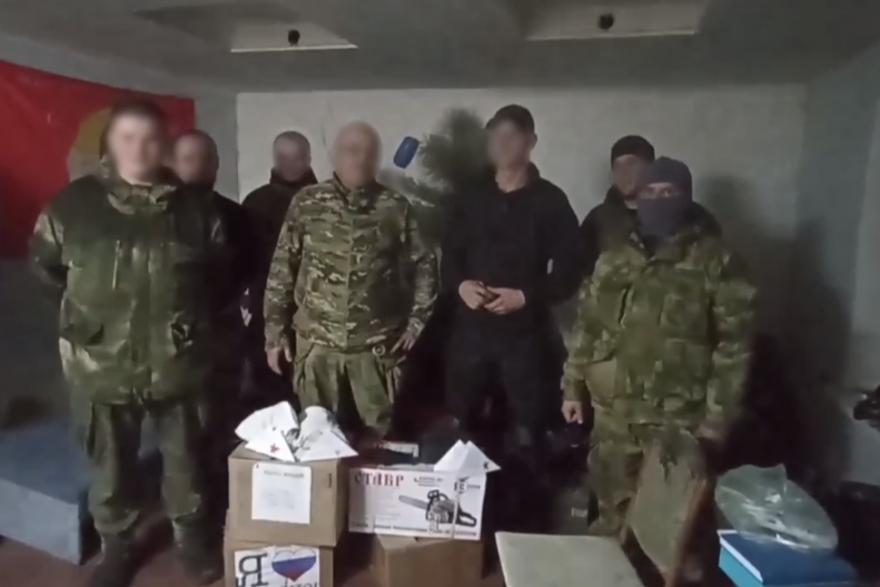 Российские бойцы поблагодарили жителей Курганской области за посылки 