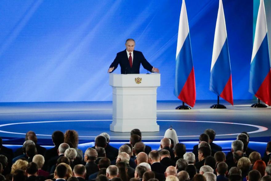 Путин предложил пересмотреть в России систему высшего образования