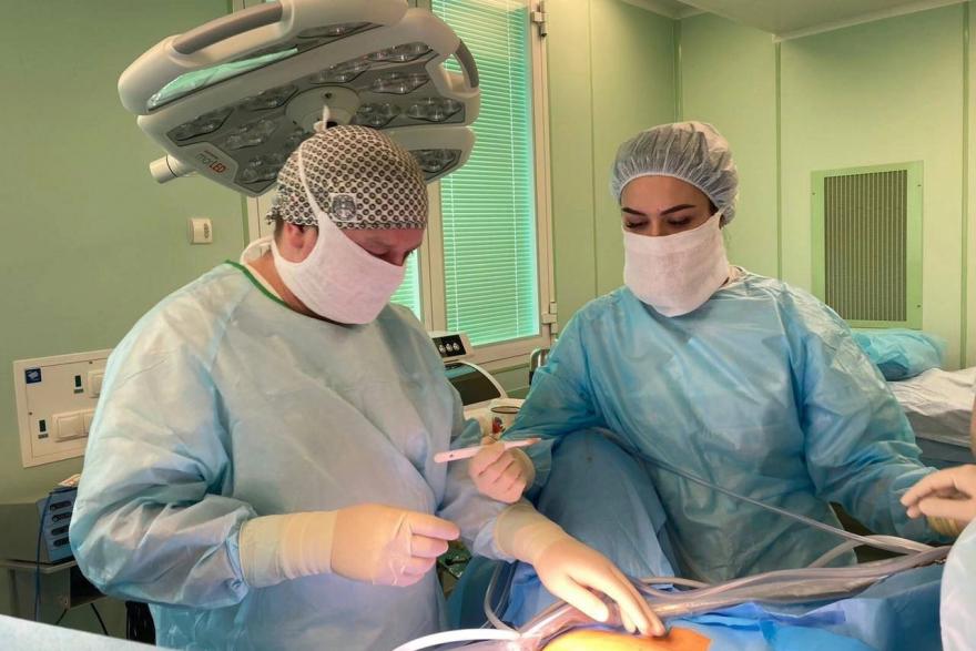 В Кургане провели уникальную операцию по удалению раковой опухоли 