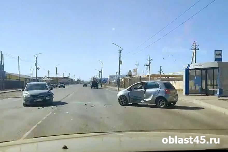 Две курганских автоледи не поделили улицу Омскую