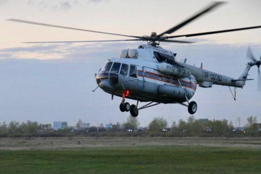 В Курганскую область прилетел ещё один вертолёт Ми-8