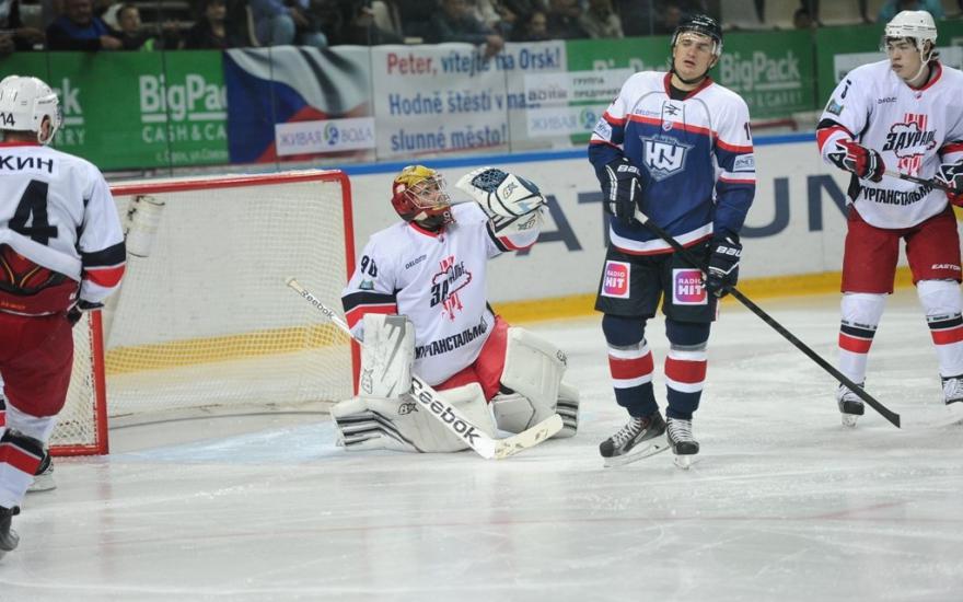 Курганское «Зауралье» одержало первую победу в новом чемпионате ВХЛ.