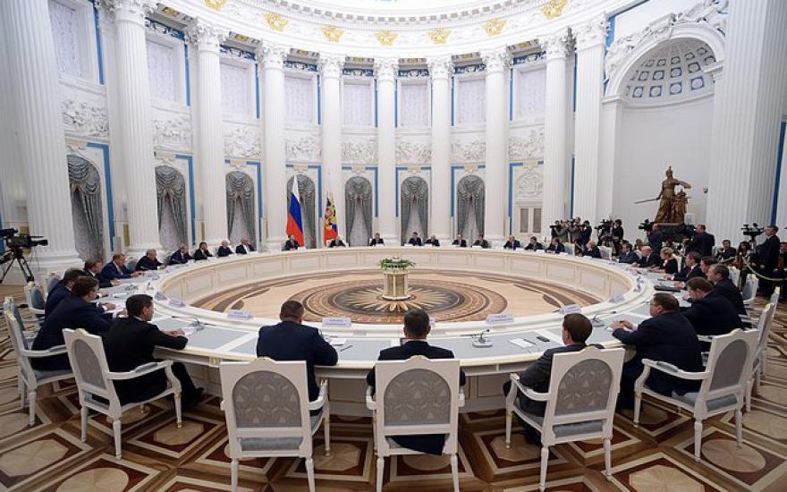 Избранные губернаторы регионов встретились с Президентом России. Путин обязал оправдать оказанное доверие