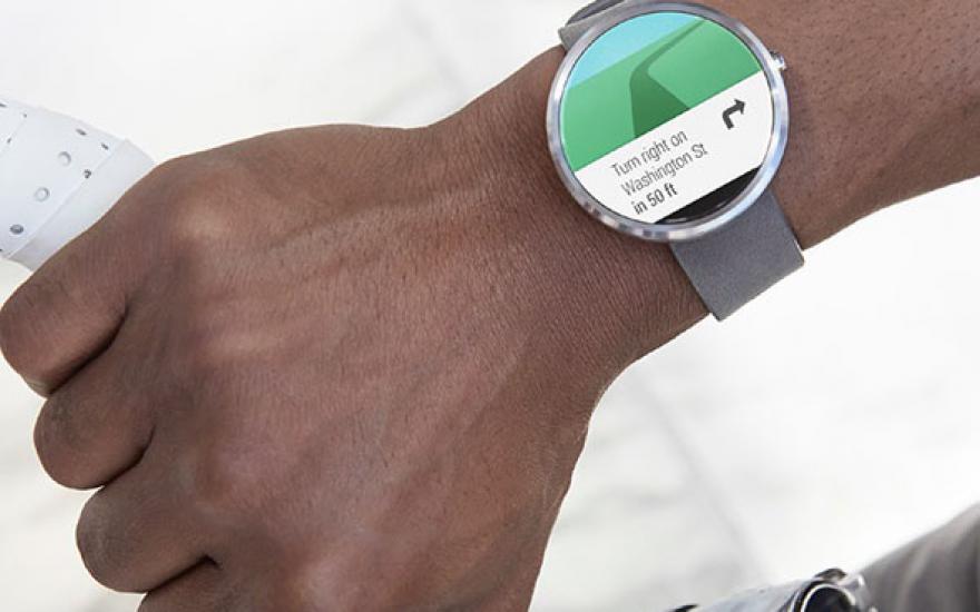 Компания Motorola выпустила умные часы Moto 360