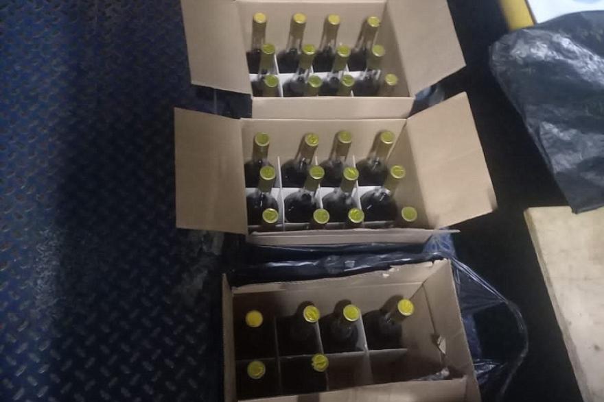 У курганца изъяли более 300 бутылок незаконного алкоголя