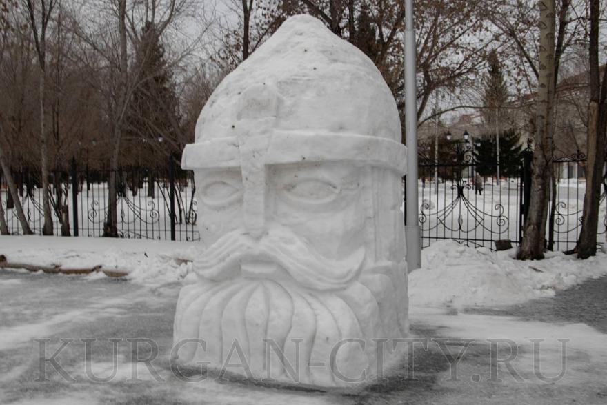 Курганский горсад украсят сказочные снежные гиганты 