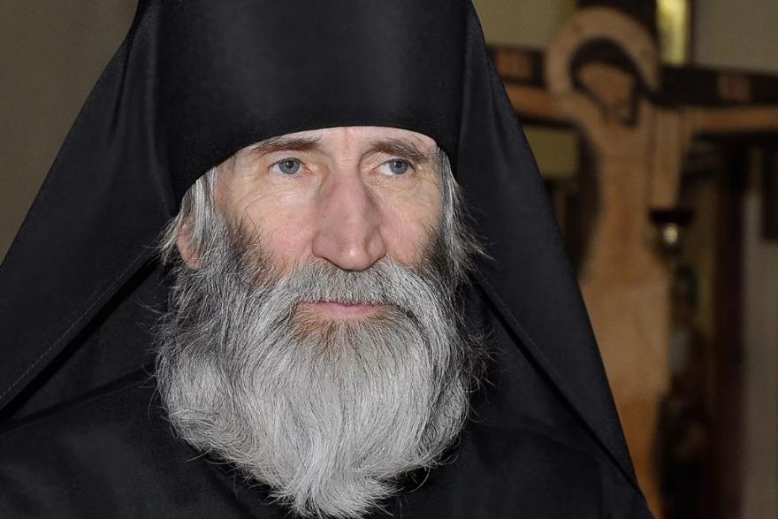 Монах Киприан опроверг сообщение, что стал жертвой мошенников