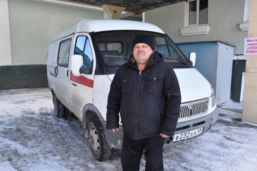 В Кургане почётный донор России спас двоих человек