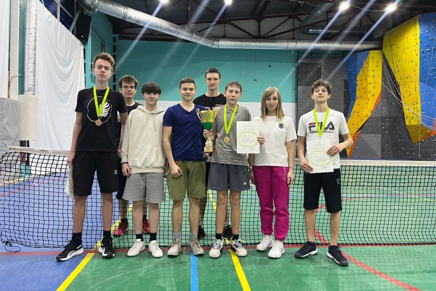 Курганские теннисисты провели первый турнир на Кубок Федерации