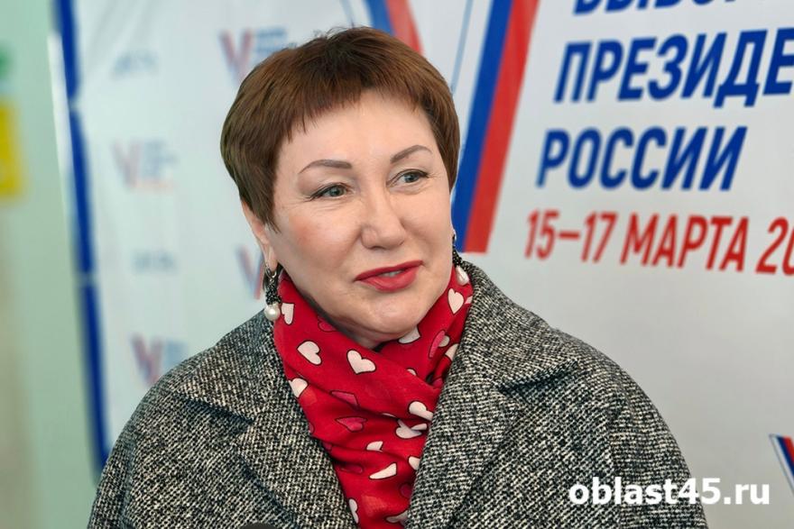 Курганский сенатор Перминова отдала голос за своего кандидата 