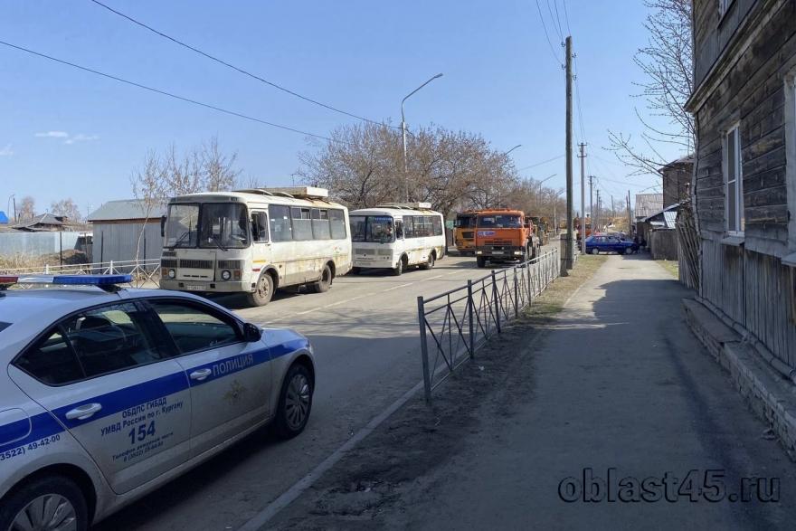 В Кургане продолжается эвакуация из садоводств за Кировским мостом 
