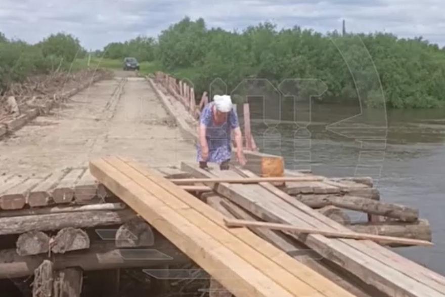 «Мост будет восстановлен». Власти Шатровского округа обратились к населению
