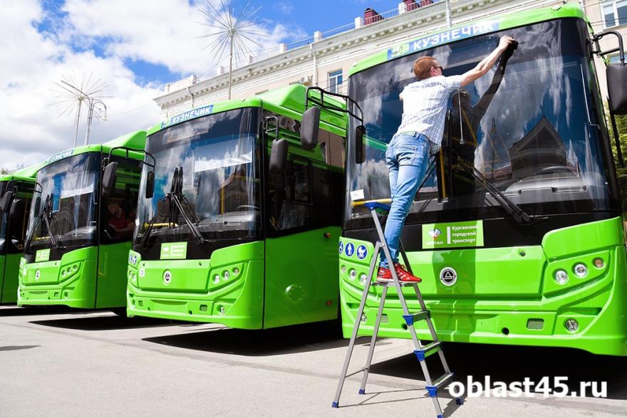 В Кургане новые автобусы вышли на маршруты Заозёрного и Рябково