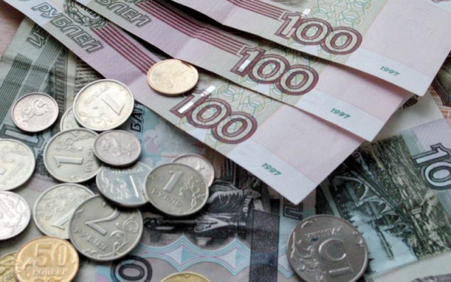В конце торгов на Московской бирже рубль усилил свой рост
