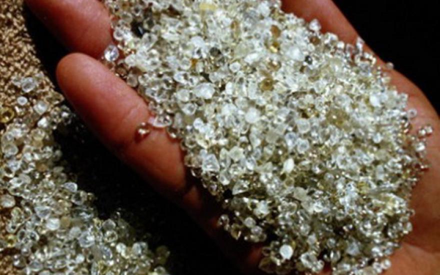 Находка: камень, усыпанный алмазами, расскажет о недрах планеты