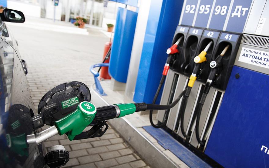В Кургане цены на бензин вторую неделю остаются без изменений