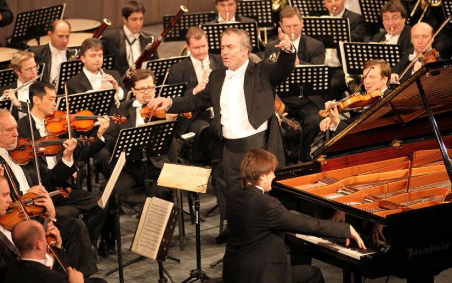 В Курганской филармонии прозвучат все фортепианные концерты Чайковского