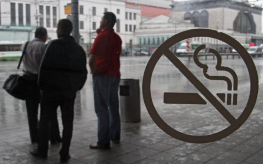 Госдума отклонила законопроект о запрете курения на остановках общественного транспорта