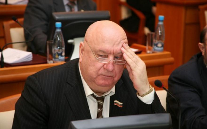 Управляющий отделением Пенсионного фонда Александр Сапожников отстранен от должности