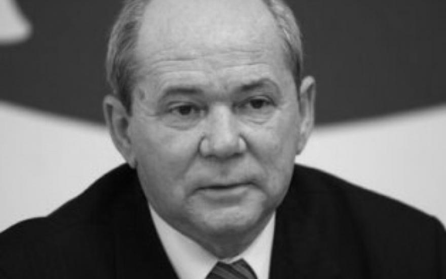 Ушел из жизни зауральский профессор, бывший ректор КГУ Олег Бухтояров