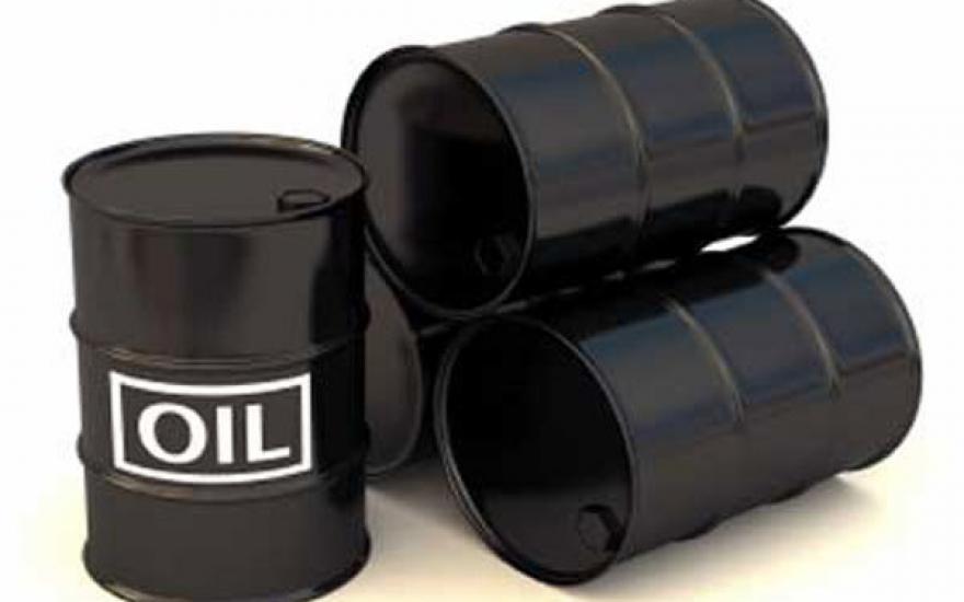Нефть вошла в август с ценой ниже 52 долларов