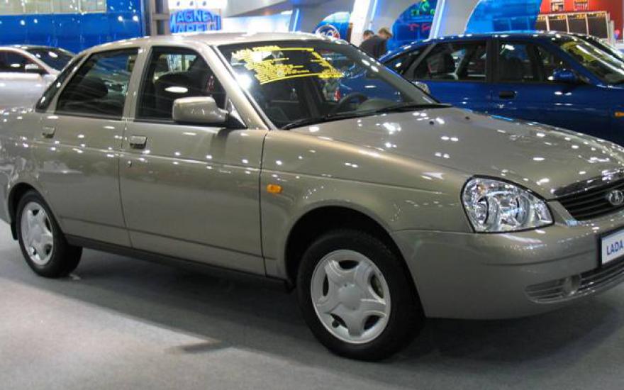 В России падение продаж легковых автомобилей за июль составило 27,5%