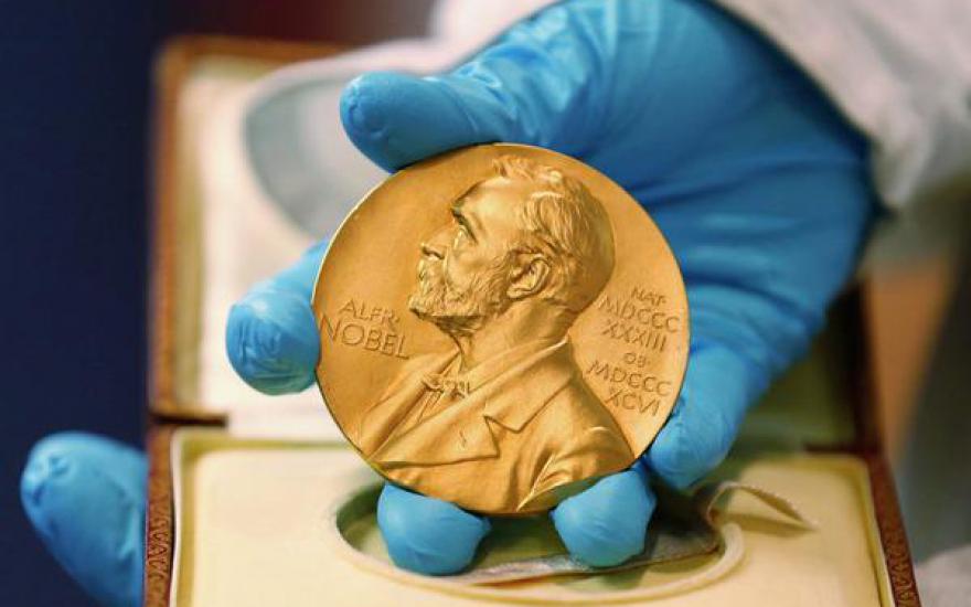 Нобелевскую премию по химии вручили за исследование процессов поврежденной ДНК
