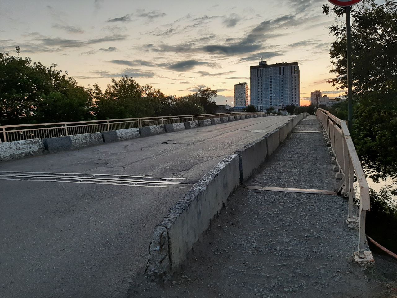 чеховский мост курган