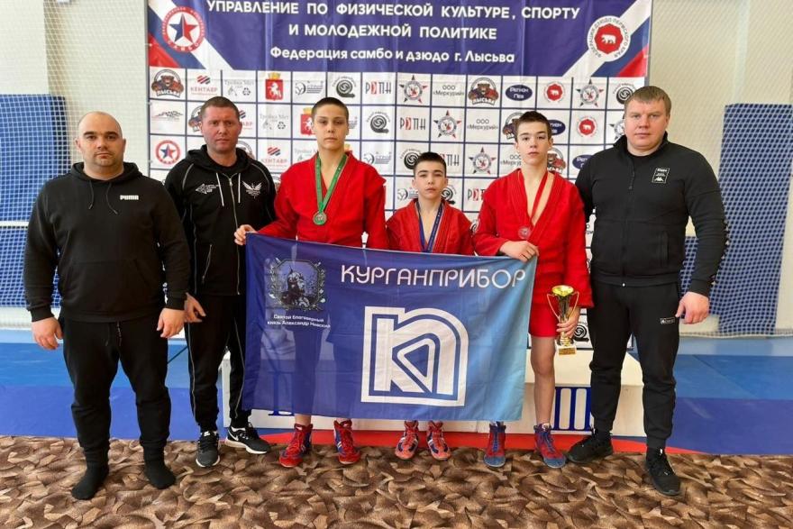 Самбисты из Кургана стали призёрами в Пермском крае 